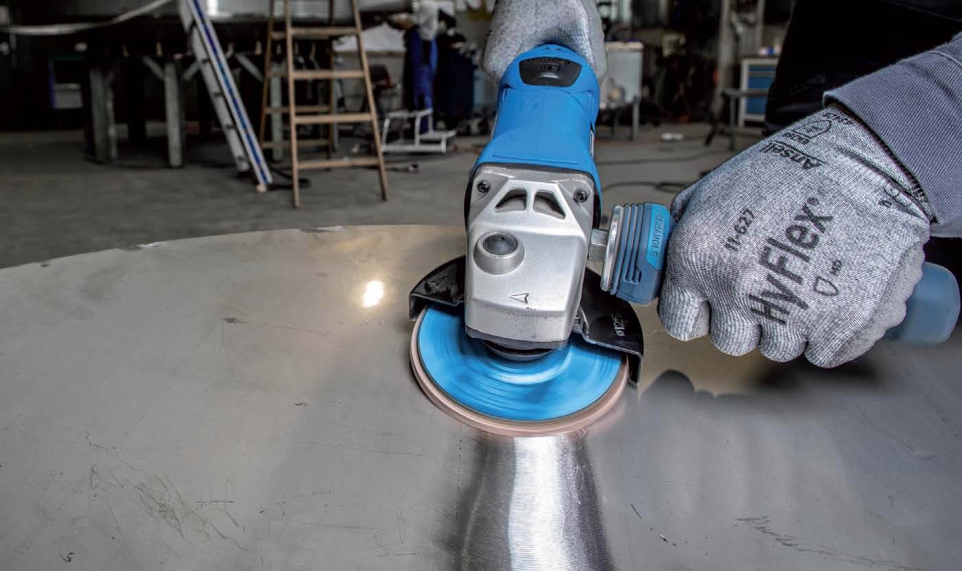 шлифовка сварных швов. черная нерж. обработка нержавейки. пассивация сварного шва нержавейки. пуклевка листового металла пуансон.